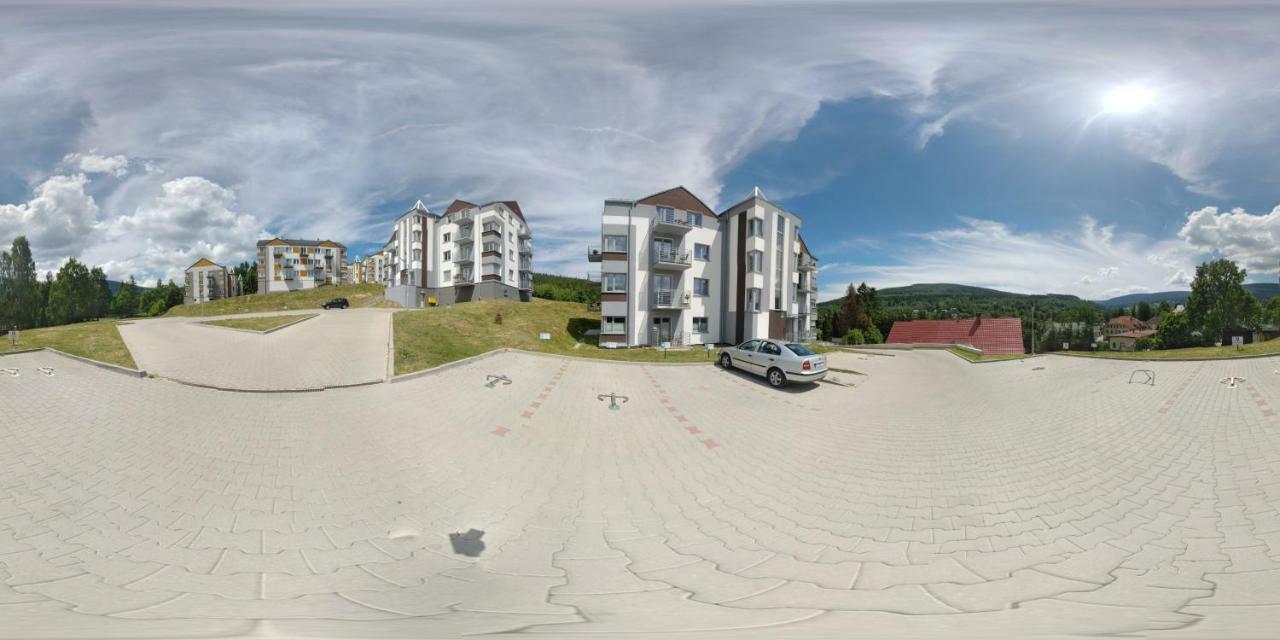 Apartament Logana Z Sauna - 5D Apartamenty ชเวียราโดว์-สโดรยจ์ ภายนอก รูปภาพ